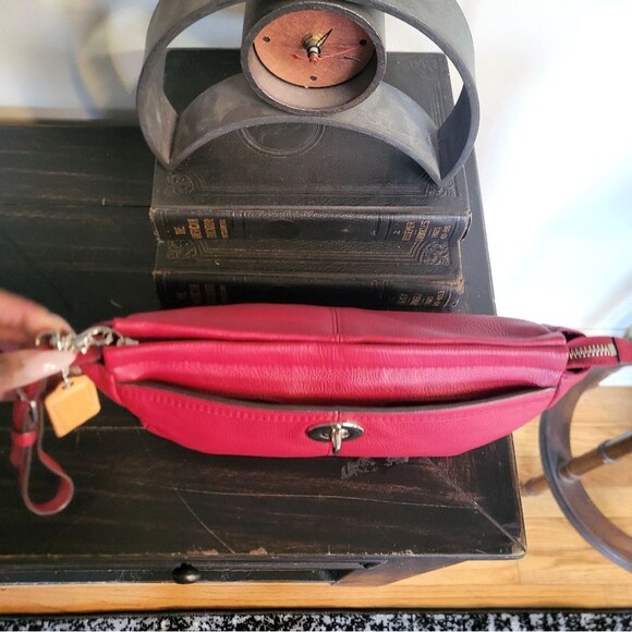 Coach Park Clutch Wristlet Wine Deep Red Leather 13 x 6 - Picture 3 of 12